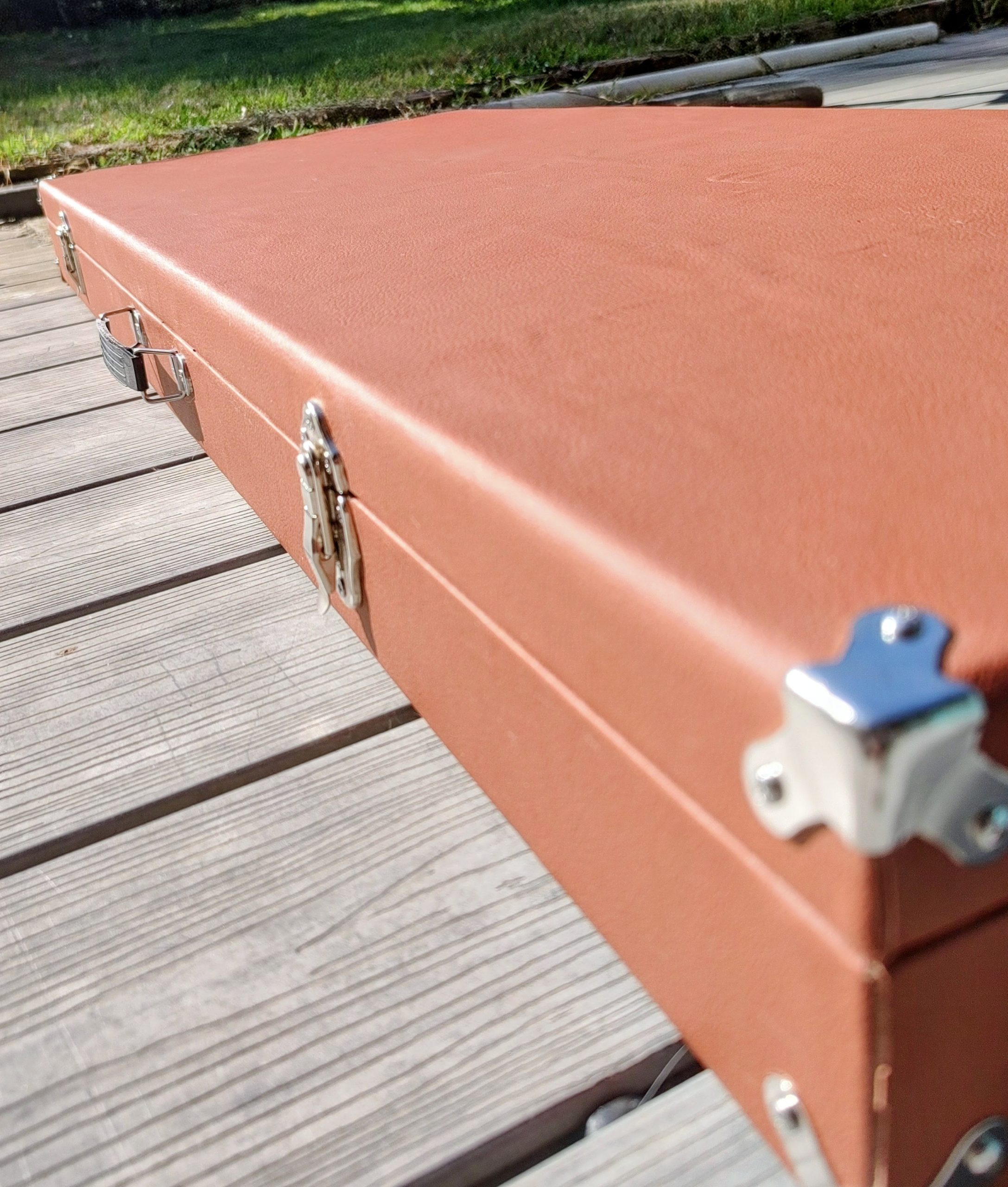 Karnage Brown Guitar Case